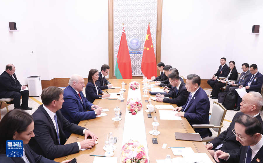 习近平会见白俄罗斯总统卢卡申科1