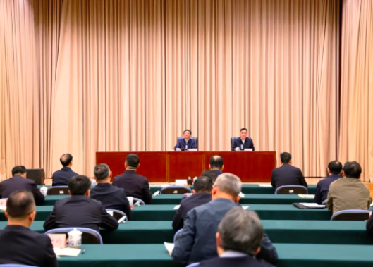 生态环境部举行党的二十届四中全会精神宣讲报告会2